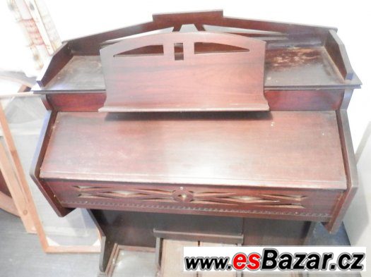 AMERICKÉ HARMONIUM – fotografie 1