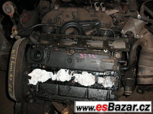 Motor Alfa Romeo 147 2.0 – fotografie 1