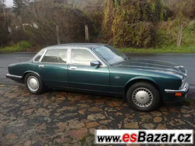 Jaguar XJ 40