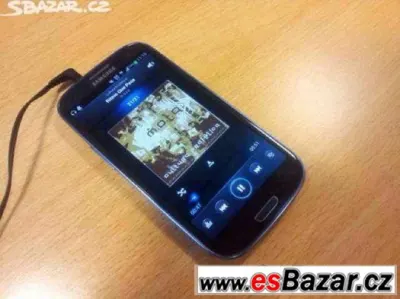Samsung Galaxy S III (i9300) Pebble Blue Výborný stav skoro