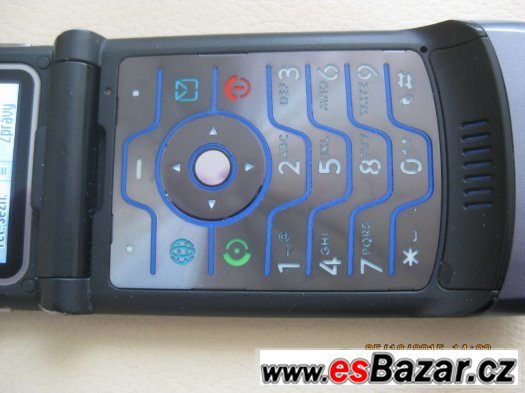Motorola RazrV3i - "žiletka" na paměť.karty - ZÁRUKA – fotografie 4