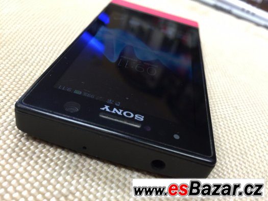Sony Xperia U st25 hezký stav – fotografie 2