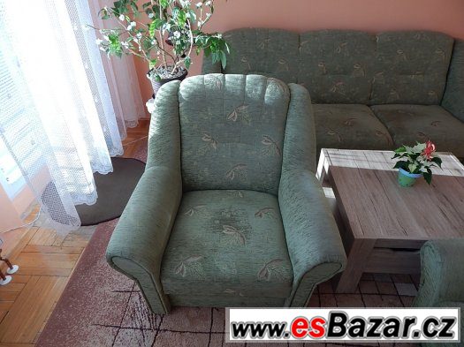 Sedací souprava..rozkládací,,pěkná cena 3500kč.. – fotografie 2