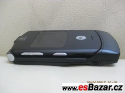 Motorola RazrV3 black, "žiletka",jak má být - ZÁRUKA