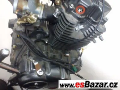 Motor 250 cc , Koncept Honda , jen 300 km jetý