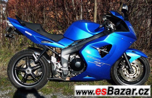 Triumph Sprint ST 1050 – fotografie 3