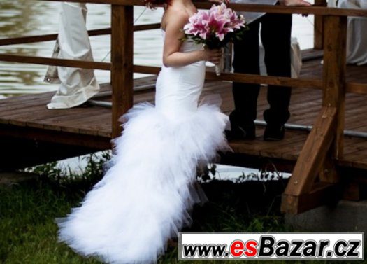 Originální svatební šaty – fotografie 3