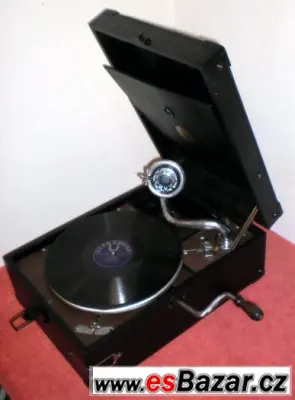 Krásný starožitný gramofon na kliku č.1