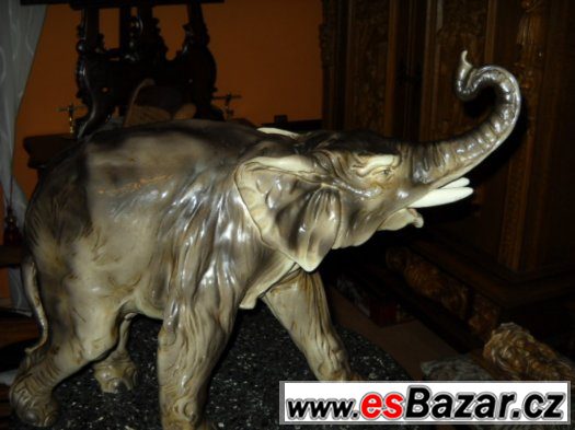 Obrovský XXL starož.Porcelánový slon značený,kolem roku 1930 – fotografie 1