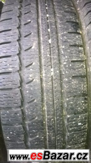 195/70 R15 C Nokian zimni – fotografie 1