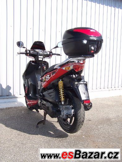 Kymco Super 8 125 (2009) SLEVA DO KONCE ROKU – fotografie 4