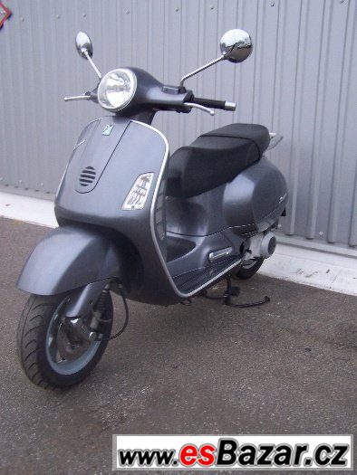 Vespa Granturismo 200L (2004) SLEVA DO KONCE ROKU – fotografie 1