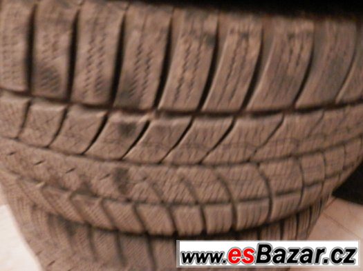 Ford Focus II 4 zimní kola 205/55R16 – fotografie 3