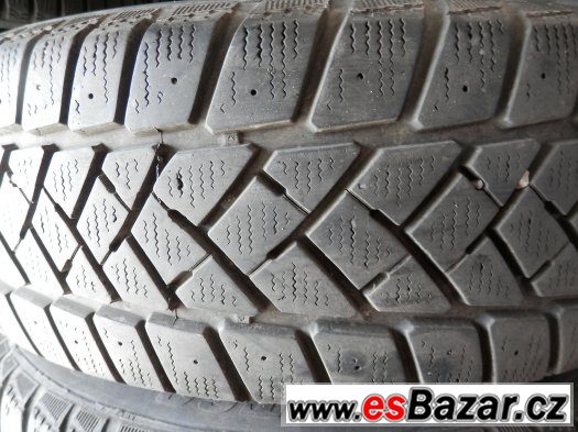 VW Transportér T5 4 zimní kola 205/65R16 – fotografie 3