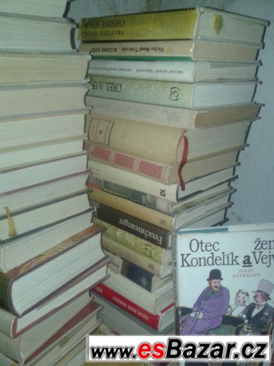 56 knih – fotografie 4