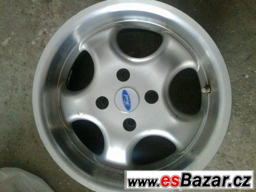Ford Alu kola 15x7 tvrdochrom leštěne s limcem za 3000kč. – fotografie 1