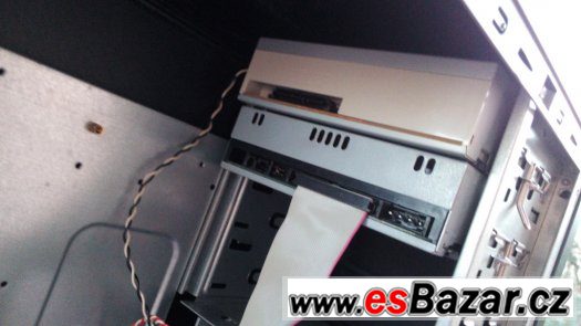 pc skříň černá s dvd rw mechanikama přední usb – fotografie 5