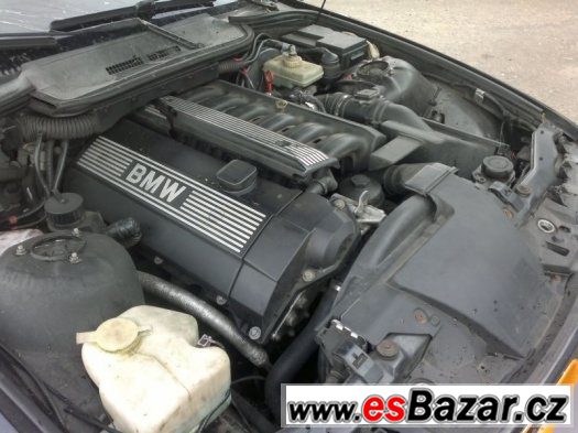 BMW e36 motor 323i M52 – fotografie 1