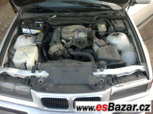 BMW e36 316i Compact 1995 – fotografie 4