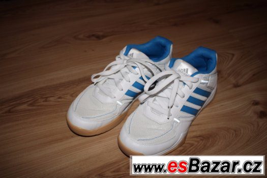 Nové sálové tenisky Adidas vel. 38 – fotografie 1