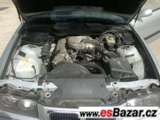 BMW e36 316i coupe full M-Packet – fotografie 4