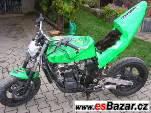 Prodám díly na KAWASAKI GPX 600 A Rok 1994 stunt riding – fotografie 1