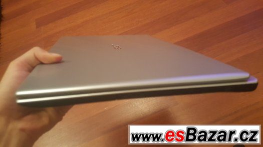 Acer Aspire V5-571 Silver – fotografie 5