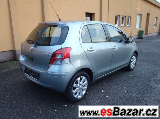 Toyota Yaris 1.0 12v KLIMA, ABS – fotografie 3
