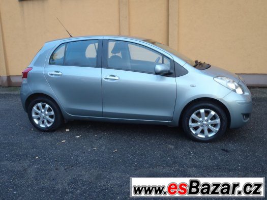 Toyota Yaris 1.0 12v KLIMA, ABS – fotografie 4