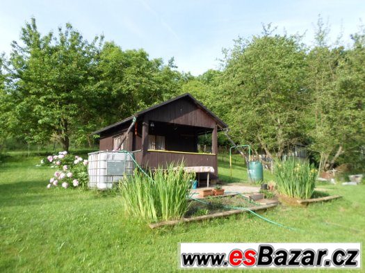 Větší zahrada s chatkou v Děčíně 7 – fotografie 1