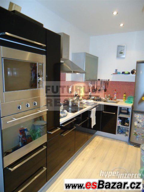 Byt 3+kk, 69 m2, cihla, OV, po rekonstrukci, nízké – fotografie 1