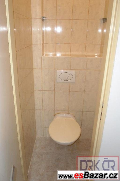 Nezařízená garsoniéra v dobrém stavu, vel. 22 m2, – fotografie 5