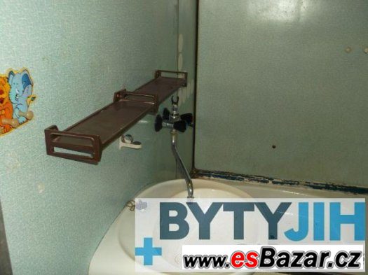 Byt 1+1, 40 m2, původní stav – fotografie 5