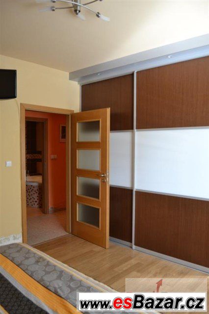 Exkluzivní prodej bytu 3+kk, 80m2, zahrádka (70m2) – fotografie 4