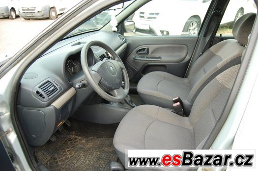 Renault Clio 1,2i 43kW – fotografie 3