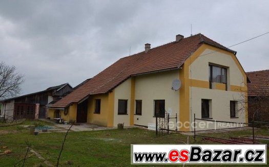 Prodej rodinného domu 3+1, 180 m2 se stodolou a stájí, obec – fotografie 1