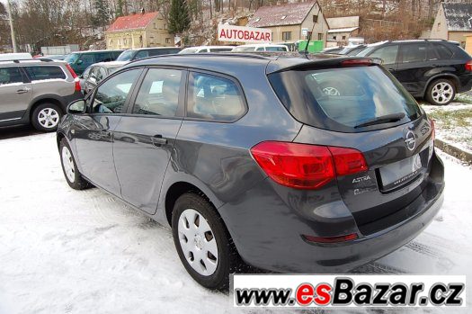 Opel Astra 1.7 CDTi – fotografie 1