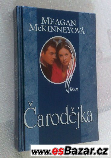 Meagan McKinneyová - Čarodějka – fotografie 1