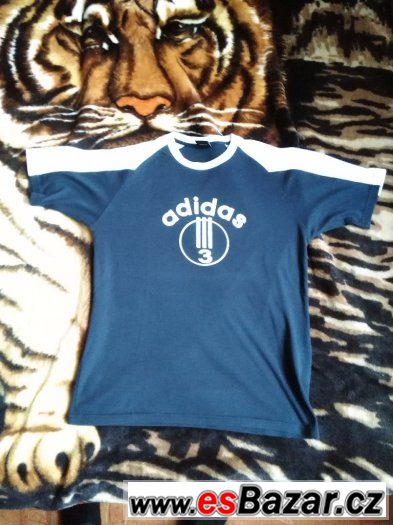 Adidas vel M – fotografie 1