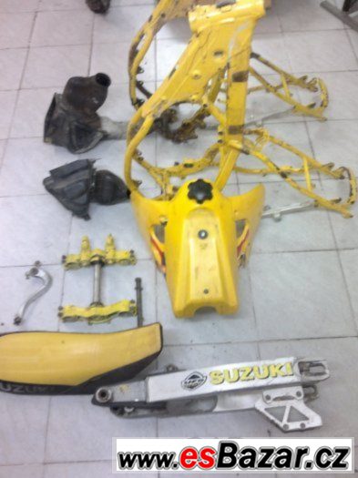 Suzuki RM 125 95 díly – fotografie 3