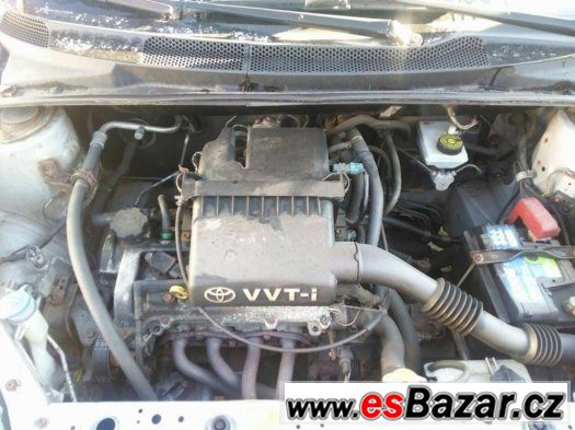 Prodám funkční motor na Toyota Yaris 1.0 50kw typ motoru 1SZ – fotografie 1