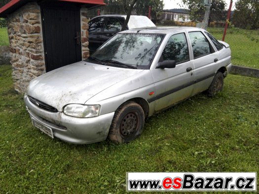 Ford Escort 1.4 - Náhradní díly – fotografie 1