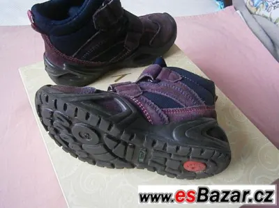 kvalitni boty goretex vel.29,opt.vyborny stav,vc.dokl.,zasl.