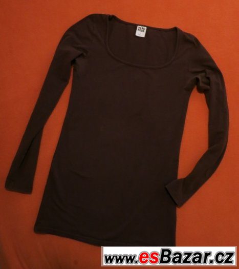 VÁNOČNÍ SLEVY%% DELŠÍ HALENKA/TRIKO/TUNIKA/CARDIGAN vel. M – fotografie 5