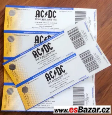 AC/DC stání u pódia