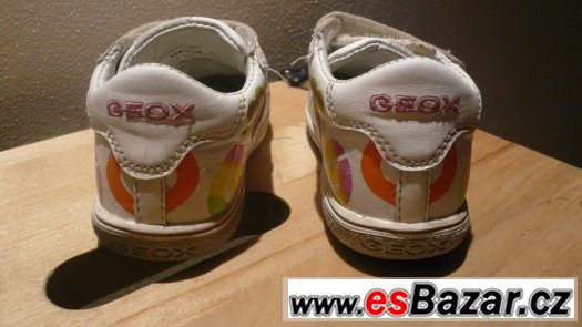 Kožené botičky GEOX, vel. 23 – fotografie 2