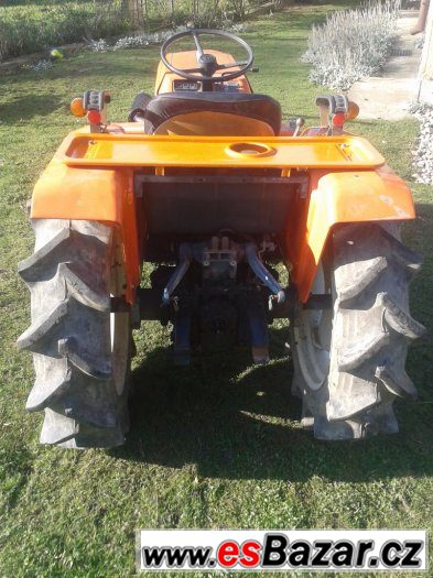 Prodám malotraktor KUBOTA B1600 – fotografie 3
