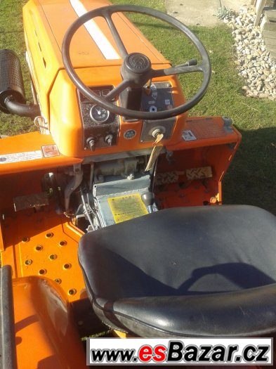 Prodám malotraktor KUBOTA B1600 – fotografie 4