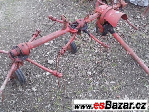 Obracec sena Fahr – fotografie 1