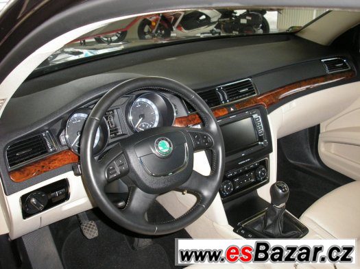 Superb kombi 4x4 EXCLUSIVE+navi+ventilované sedačky... – fotografie 5